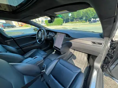 Tesla Model S 100D — Électrique haute performance, autonomie 440 km, unique propriétaire — Miniatura 13