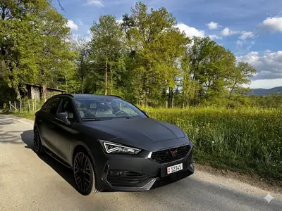 CUPRA Leon 1.4 eHybrid Kombi — Hybride rechargeable, 66'600 km, garantie jusqu'à 2026 — fianco