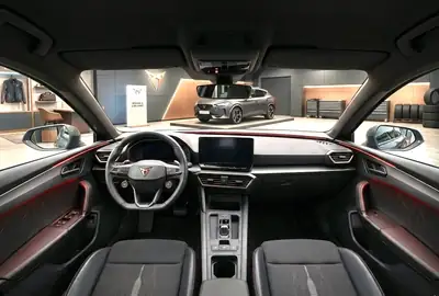 CUPRA Leon 1.4 eHybrid Kombi — Hybride rechargeable, 66'600 km, garantie jusqu'à 2026 — cruscotto