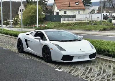 Lamborghini Gallardo 5.0 V10 Coupé — Supercar légendaire, 500 ch purs — Miniatura 7
