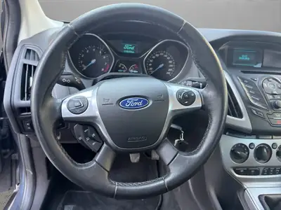 Ford Focus 1.0 SCTi Trend 2014 — Berline fiable, entretien à jour, 8 pneus neufs — Thumbnail 10