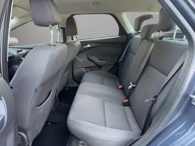 Ford Focus 1.0 SCTi Trend 2014 — Berline fiable, entretien à jour, 8 pneus neufs — Thumbnail 13