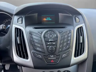 Ford Focus 1.0 SCTi Trend 2014 — Berline fiable, entretien à jour, 8 pneus neufs — Thumbnail 15