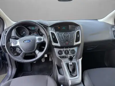 Ford Focus 1.0 SCTi Trend 2014 — Berline fiable, entretien à jour, 8 pneus neufs — Thumbnail 14