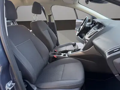 Ford Focus 1.0 SCTi Trend 2014 — Berline fiable, entretien à jour, 8 pneus neufs — Thumbnail 17