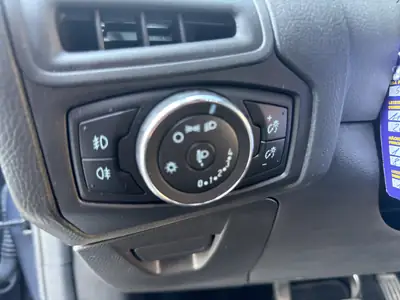 Ford Focus 1.0 SCTi Trend 2014 — Berline fiable, entretien à jour, 8 pneus neufs — Thumbnail 22