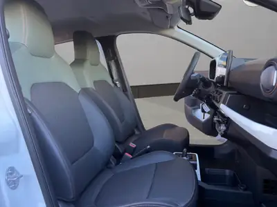 Dacia Spring 27 kWh Extreme — Citadine électrique 2026, garantie 3 ans et batterie 8 ans — Thumbnail 13