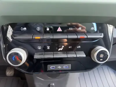 Dacia Spring 27 kWh Extreme — Citadine électrique 2026, garantie 3 ans et batterie 8 ans — Thumbnail 20