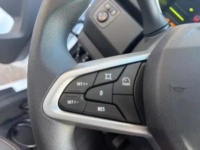 Dacia Spring 27 kWh Extreme — Citadine électrique 2026, garantie 3 ans et batterie 8 ans — Thumbnail 22