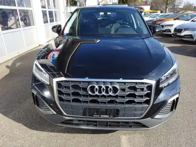 Audi Q2 35 TFSI S-tronic — SUV compact performant, contrôle technique frais — detail