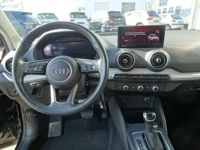 Audi Q2 35 TFSI S-tronic — SUV compact performant, contrôle technique frais — Thumbnail 9