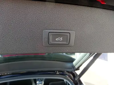 Audi Q2 35 TFSI S-tronic — SUV compact performant, contrôle technique frais — Thumbnail 13