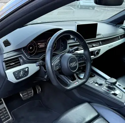 Audi A5 Sportback 3.0 TDI 286 ch — Diesel sportif quattro, 34'868 km seulement — intérieur