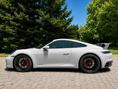 Porsche 911 Carrera 4 GTS PDK — Excellence sportive avec garantie constructeur — Armaturenbrett