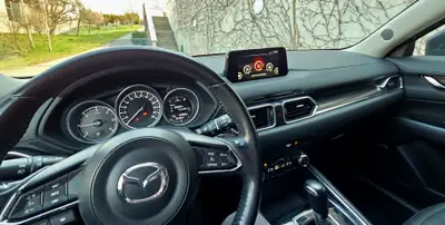 Mazda CX-5 SKYACTIV-D 175 — SUV diesel performant, tout-terrain fiable, 160'000 km — Innenraum
