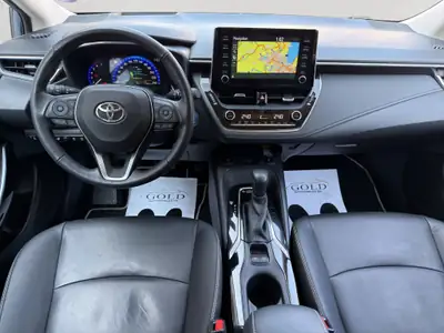Toyota Corolla 1.8 HSD Limousine — Hybride économe, 55 500 km seulement — Heckansicht