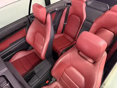 Mercedes-Benz E 250 Cabriolet — Élégance décapotable, moteur efficient et 67 000 km — Miniatur 8