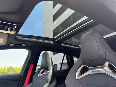 Mercedes-Benz GLC 43 AMG — SUV sportif hybride mild-hybrid, 421 ch et 22 000 km — Miniatura 8