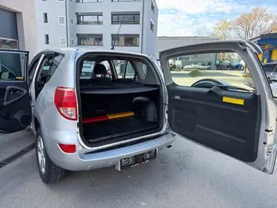 Toyota RAV-4 2.0 Cross Sport — SUV fiable 4x4 automatique, sans sinistre — Thumbnail 27
