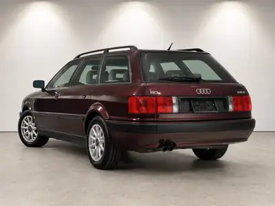 Audi 80 Avant 2.6 E V6 — Break rare vétéran, moteur 150 ch, expertise complète — Seitenansicht