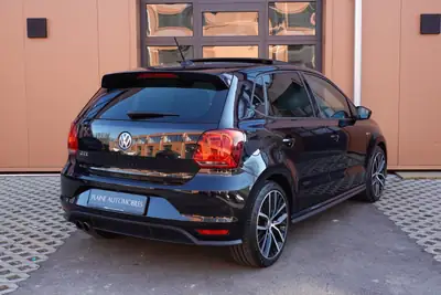VW Polo 1.8 TSI GTI DSG — Sportive compacte, toit ouvrant, caméra & tempomat — détail