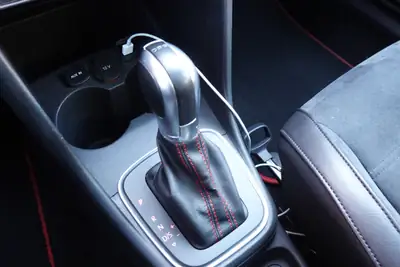 VW Polo 1.8 TSI GTI DSG — Sportive compacte, toit ouvrant, caméra & tempomat — Miniature 14