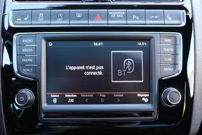 VW Polo 1.8 TSI GTI DSG — Sportive compacte, toit ouvrant, caméra & tempomat — Miniature 18