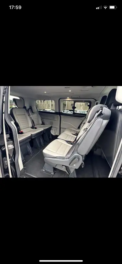 Ford Tourneo Custom 2019 — Minibus 9 places diesel, spacieux et fiable — interni