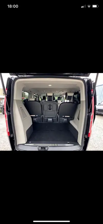 Ford Tourneo Custom 2019 — Minibus 9 places diesel, spacieux et fiable — dettaglio