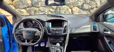 Ford Focus RS 2.3 EcoBoost AWD — Performance 350 ch, Très faible kilométrage — Thumbnail 9