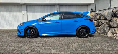 Ford Focus RS 2.3 EcoBoost AWD — Performance 350 ch, Très faible kilométrage — Thumbnail 7