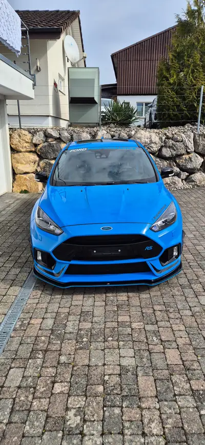 Ford Focus RS 2.3 EcoBoost AWD — Performance 350 ch, Très faible kilométrage — Thumbnail 15