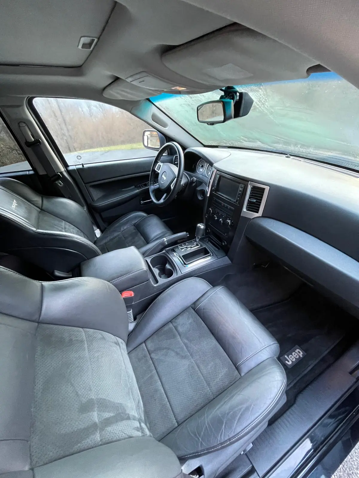 Jeep Grand Cherokee 2009 occasion Croix de Rozon — 4