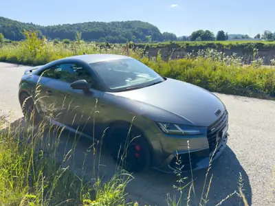 Audi TT TTS Coupé 370 PS — Sportive tuning ABT, freins neufs et double jeu de roues — Seitenansicht
