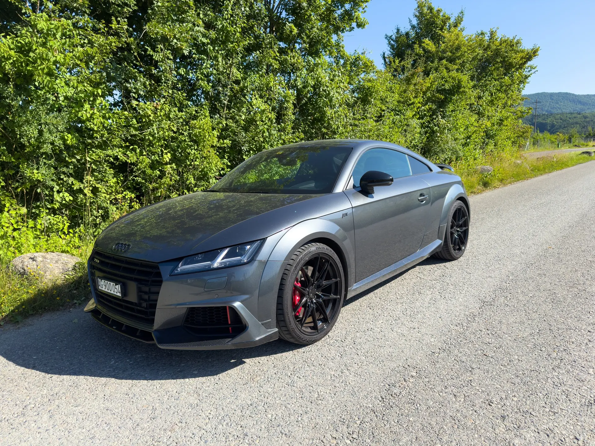 Audi TT TTS Coupé 370 PS — Sportive tuning ABT, freins neufs et double jeu de roues — Außenansicht