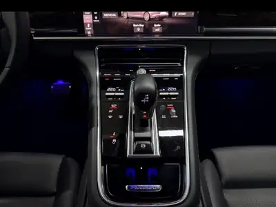 Porsche Panamera Turbo S Executive — Berline de prestige 630 ch, 30 000 km seulement — dettaglio