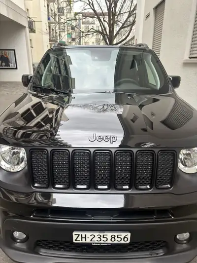 Jeep Renegade 1.0 Turbo Night Eagle — Compact SUV dynamique, 14'000 km seulement — intérieur