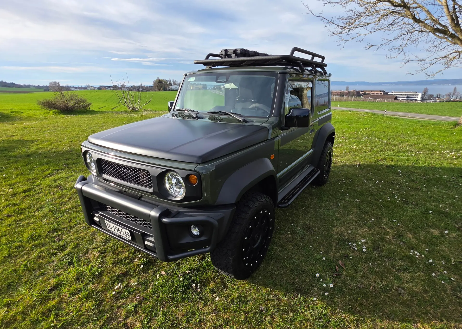 Suzuki Jimny 1.5 Compact Top 4x4 — SUV compact robuste, transmission automatique, 47 000 km — Außenansicht