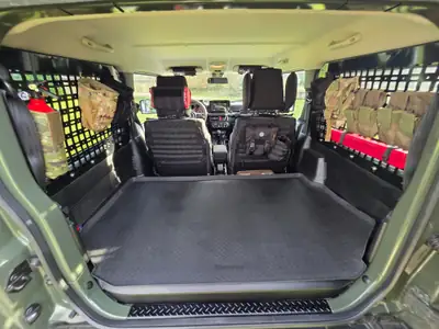 Suzuki Jimny 1.5 Compact Top 4x4 — SUV compact robuste, transmission automatique, 47 000 km — Miniatur 7