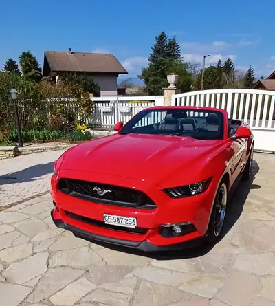 Ford Mustang Convertible 5.0 V8 GT — Cabriolet légendaire, 422 ch et faible kilométrage — Miniatur 8
