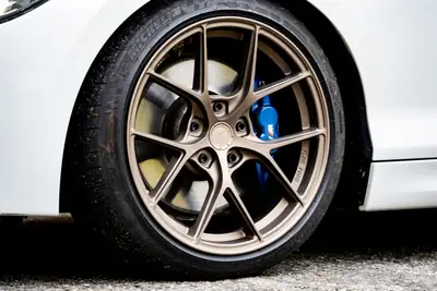 BMW M135i — Berline sportive 3 portes, 320 ch et châssis affûté — Armaturenbrett