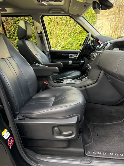 Land Rover Discovery 3.0 SDV6 HSE — SUV premium robuste, entretien soigné, 256 ch — dettaglio