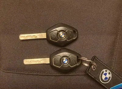 BMW 316 ti Compact — Citadine dynamique, expertisée et climatisée — tableau de bord
