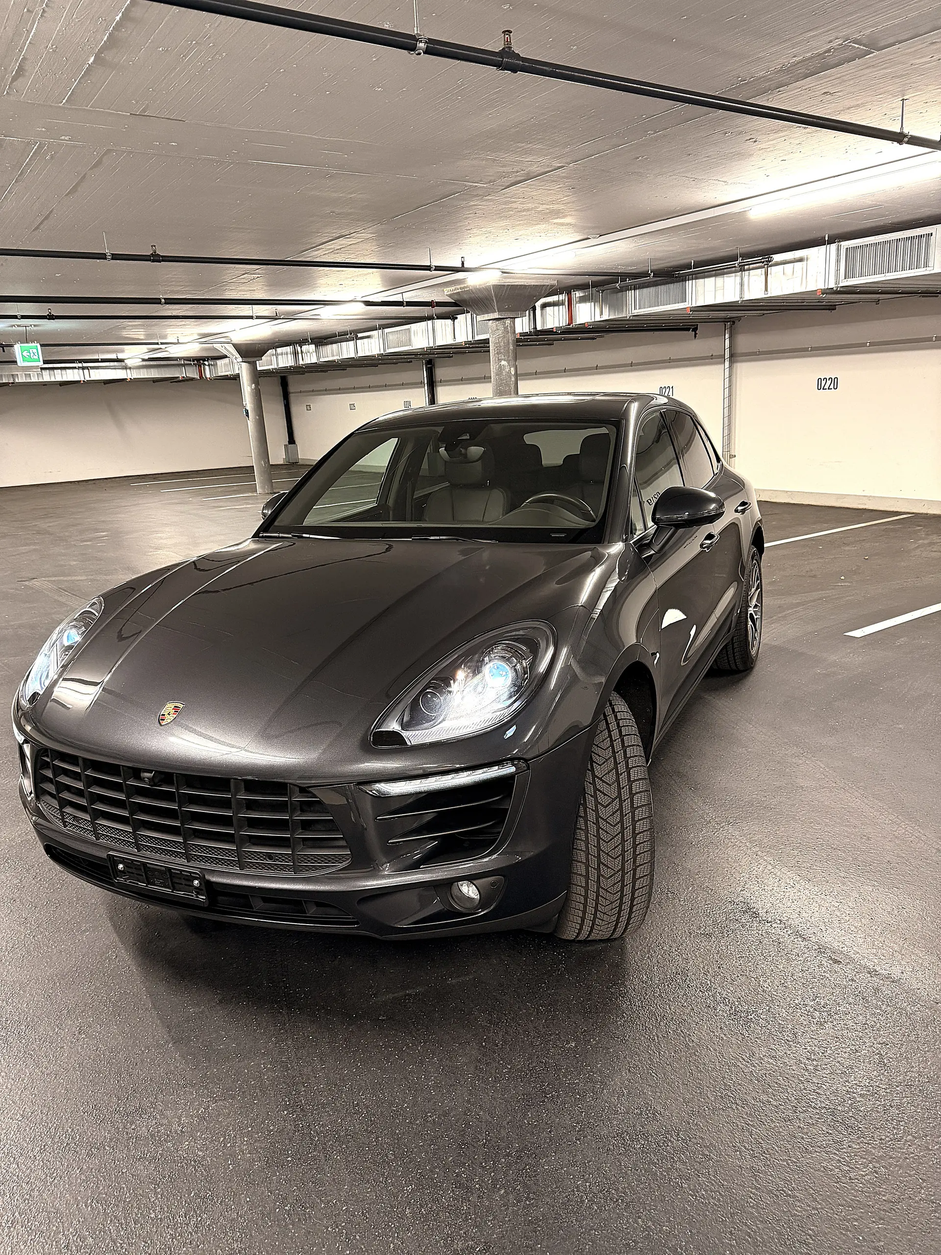 Porsche Macan PDK 2018 — SUV sportif sans accident, moteur 2.0L turbo