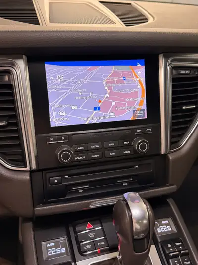 Porsche Macan PDK 2018 — SUV sportif sans accident, moteur 2.0L turbo — Miniatur 14