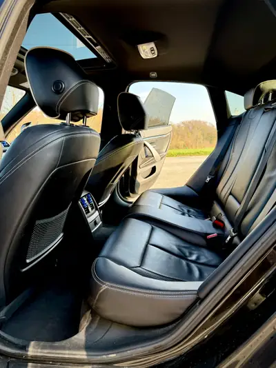 BMW 440i Gran Coupé xDrive M Sport — Coupé 4 portes dynamique, préparation carbone et freins M — Miniatur 10