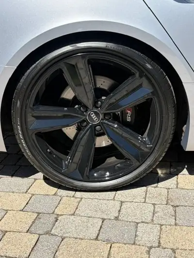 Audi RS4 Avant 2.9 TFSI Quattro — Break haute performance, 450 ch sans franchise — Detail