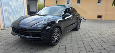 Porsche Cayenne Coupé — SUV sportif 340 ch, approuvé Porsche 2027 — Außenansicht