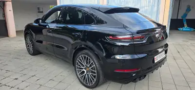 Porsche Cayenne Coupé — SUV sportif 340 ch, approuvé Porsche 2027 — Armaturenbrett