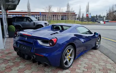 Ferrari 488 Spider 3.9 V8 — Cabriolet légendaire, 14 800 km, garantie Ferrari complète — Miniature 9